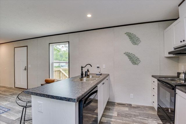 136 Carline Street, Gloverville, SC 29828