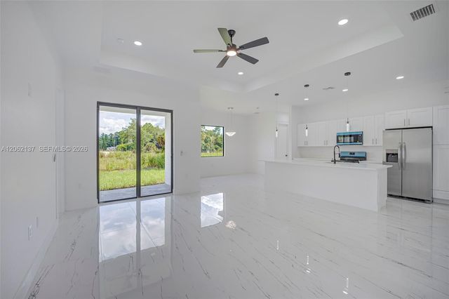 466 Laconic Avenue, Lehigh Acres, FL 33974
