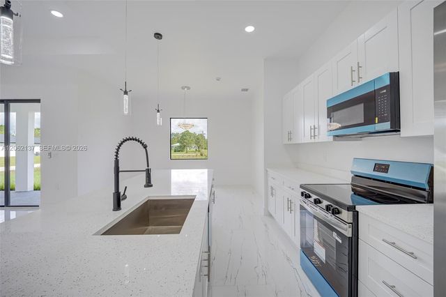 466 Laconic Avenue, Lehigh Acres, FL 33974