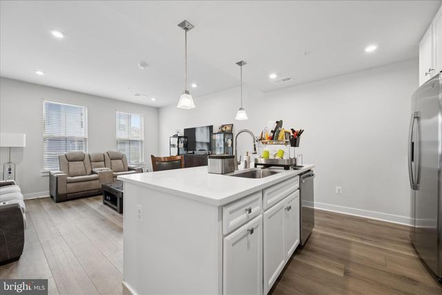 42587 PITLOCHRY TER, Sterling, VA 20166