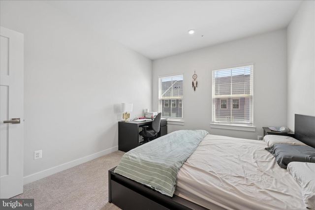 42587 PITLOCHRY TER, Sterling, VA 20166