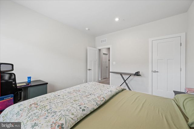 42587 PITLOCHRY TER, Sterling, VA 20166