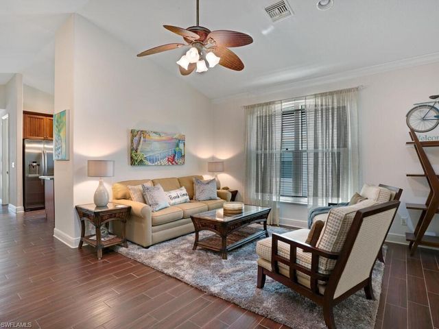 783 92nd AVE N, Naples, FL 34108