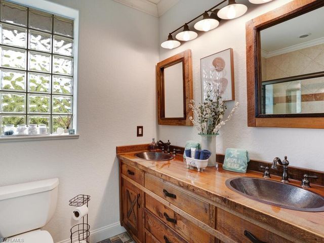 783 92nd AVE N, Naples, FL 34108
