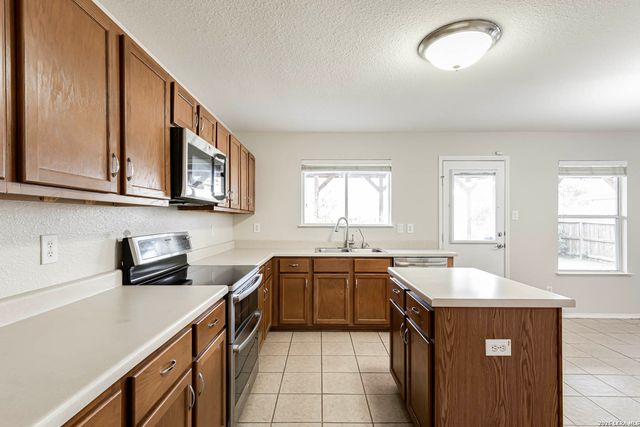 3734 Arrowwood, San Antonio, TX 78261