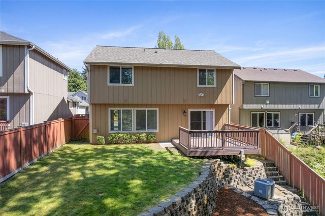 1214 S Cheyenne Court, Tacoma, WA 98405