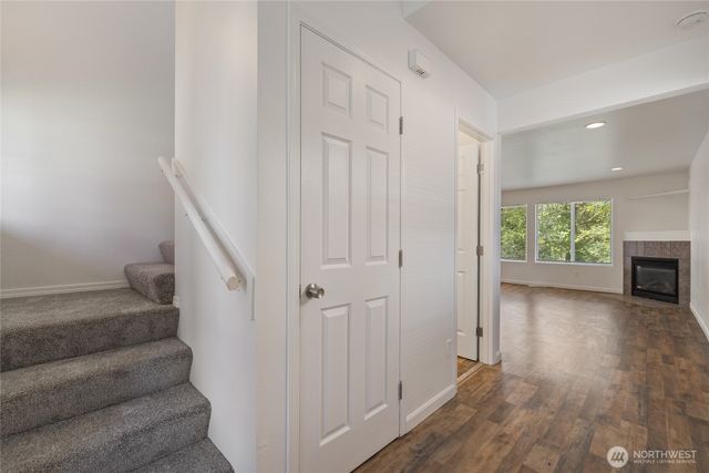 1214 S Cheyenne Court, Tacoma, WA 98405