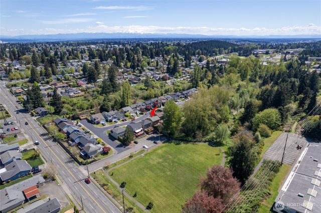 1214 S Cheyenne Court, Tacoma, WA 98405