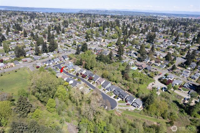 1214 S Cheyenne Court, Tacoma, WA 98405