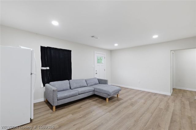 601 Sicard Avenue, Arkoma, OK 74901