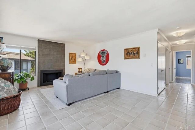 3211 Midway Drive 304, San Diego, CA 92110