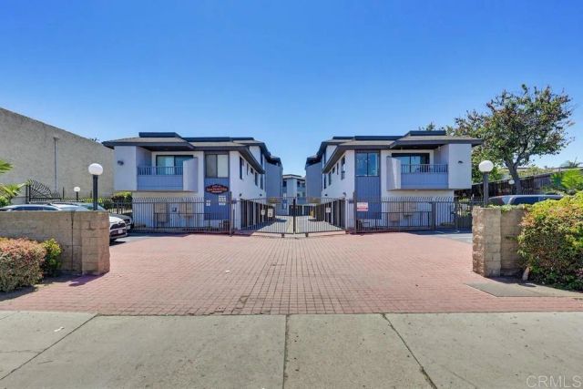 3211 Midway Drive 304, San Diego, CA 92110