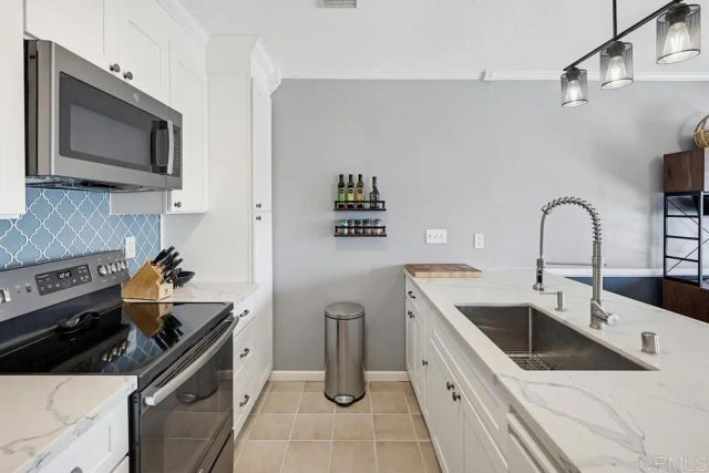 3211 Midway Drive 304, San Diego, CA 92110