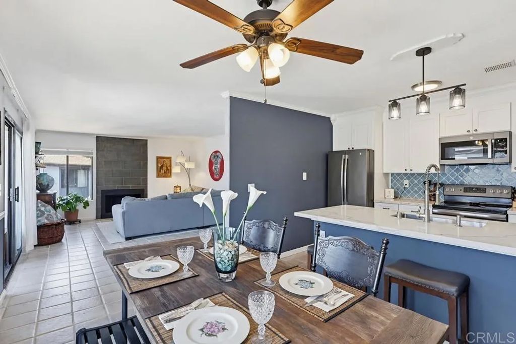 3211 Midway Drive 304, San Diego, CA 92110
