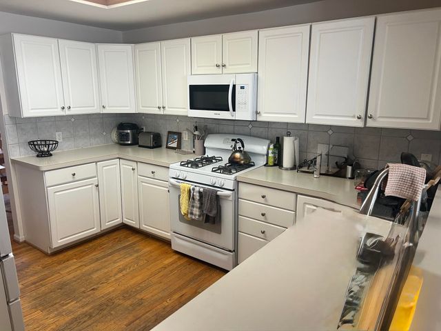 998 Catherine Street, Ann Arbor, MI 48104