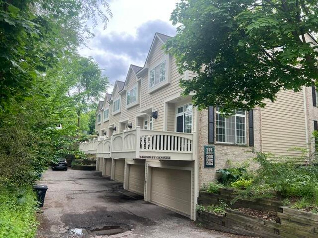 998 Catherine Street, Ann Arbor, MI 48104