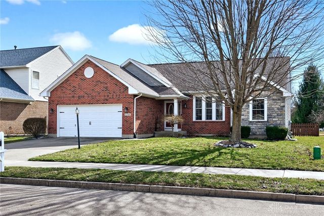 1744 Curry Branch Drive, Tipp City, OH 45371