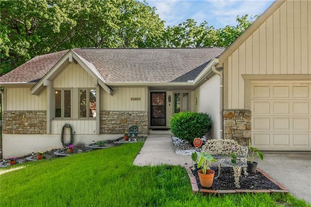 11301 E 71st Street, Raytown, MO 64133