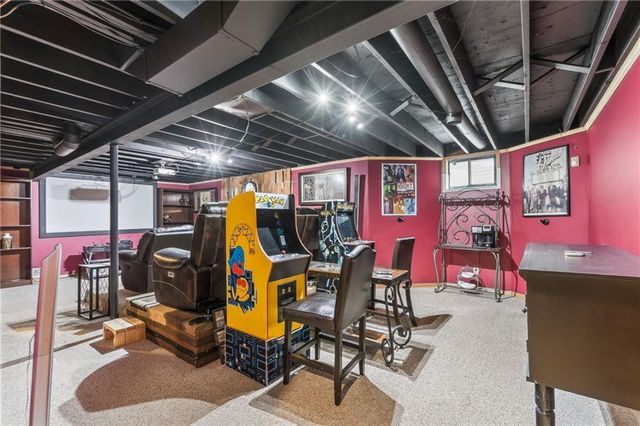 11301 E 71st Street, Raytown, MO 64133