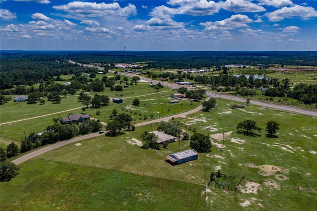 139 Owl Creek RD, La Grange, TX 78960
