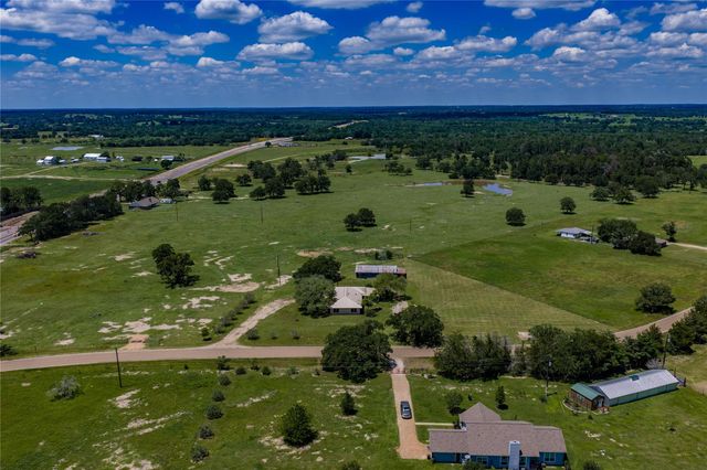 139 Owl Creek RD, La Grange, TX 78960