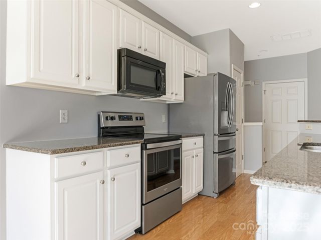 3164 Margellina Drive, Charlotte, NC 28210