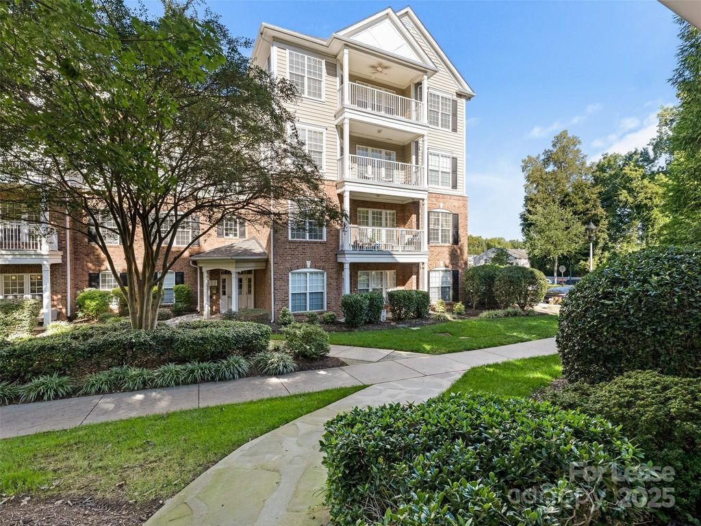 3164 Margellina Drive, Charlotte, NC 28210