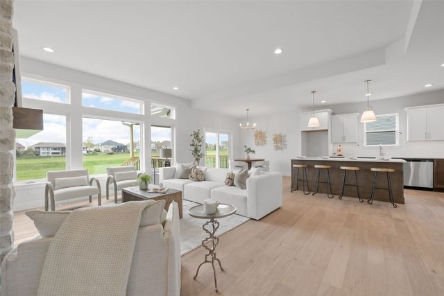 2995 Royal Oak Ridge, Marion, IA 52302