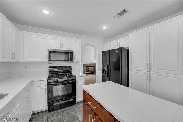 8915 Sandy Slate Way, Las Vegas, NV 89123