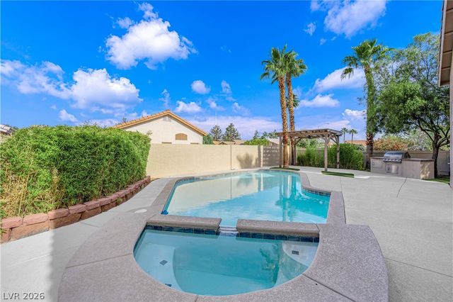 8915 Sandy Slate Way, Las Vegas, NV 89123