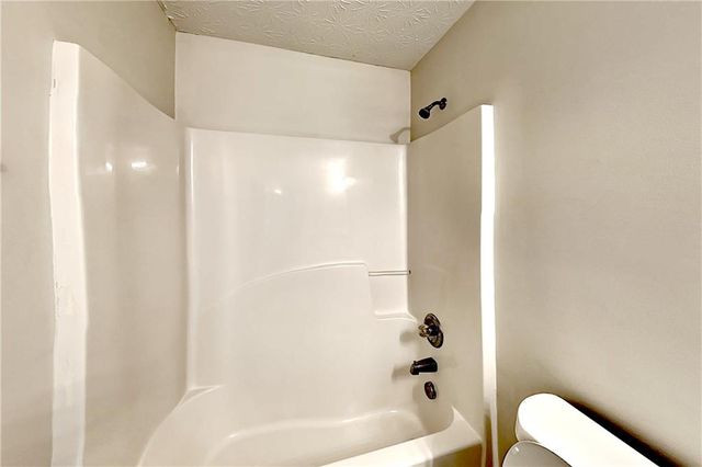 34 Belmont Park Drive, Newnan, GA 30263
