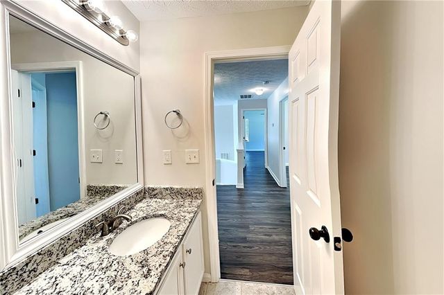 34 Belmont Park Drive, Newnan, GA 30263