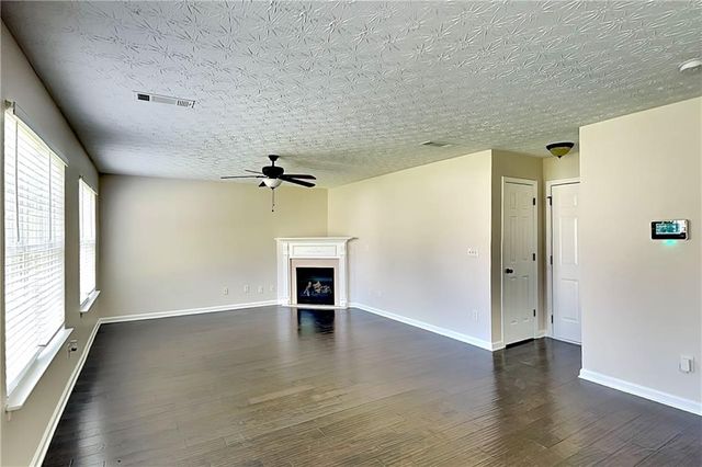 34 Belmont Park Drive, Newnan, GA 30263