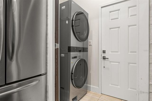 236 E NEWELL STREET, Winter Garden, FL 34787