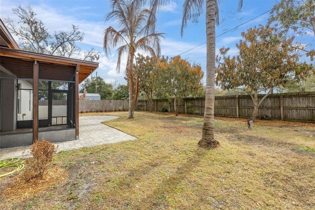 236 E NEWELL STREET, Winter Garden, FL 34787