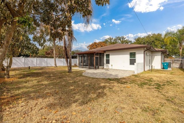 236 E NEWELL STREET, Winter Garden, FL 34787