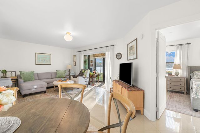 2303 Congressional Way 2303, Deerfield Beach, FL 33442