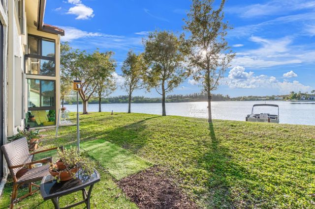 2303 Congressional Way 2303, Deerfield Beach, FL 33442