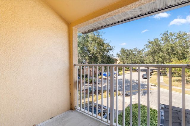 2020 RETREAT VIEW CIRCLE, Sanford, FL 32771