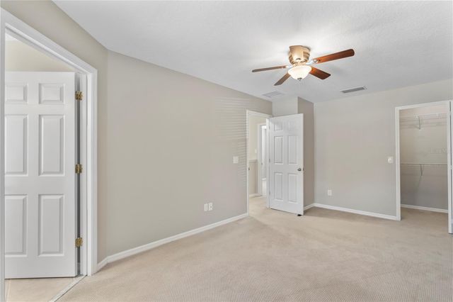 2020 RETREAT VIEW CIRCLE, Sanford, FL 32771