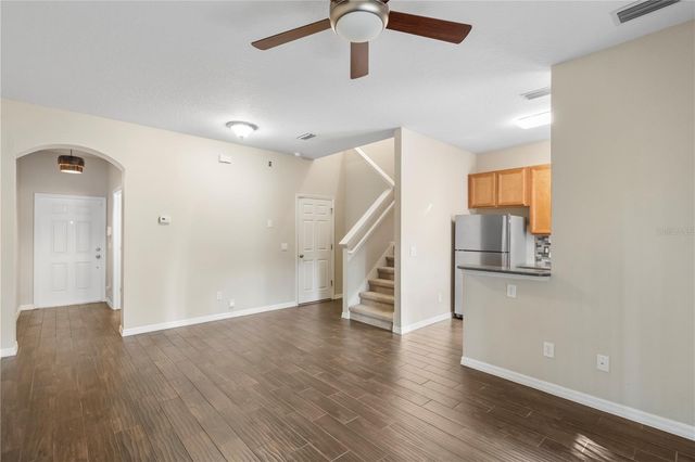 2020 RETREAT VIEW CIRCLE, Sanford, FL 32771