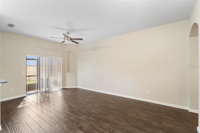 2020 RETREAT VIEW CIRCLE, Sanford, FL 32771