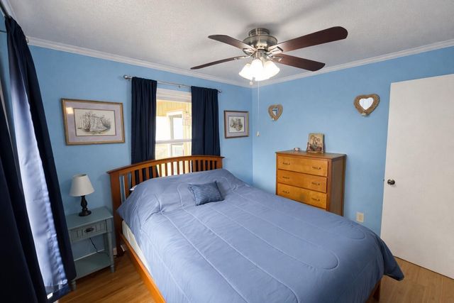 204 Lakeview Drive, Onalaska, TX 77360