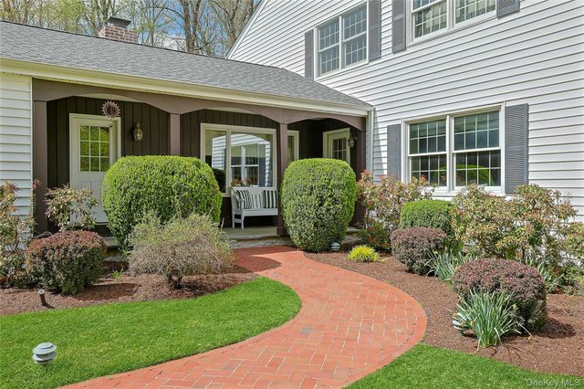 20 Cardinal Place, Mount Kisco, NY 10549