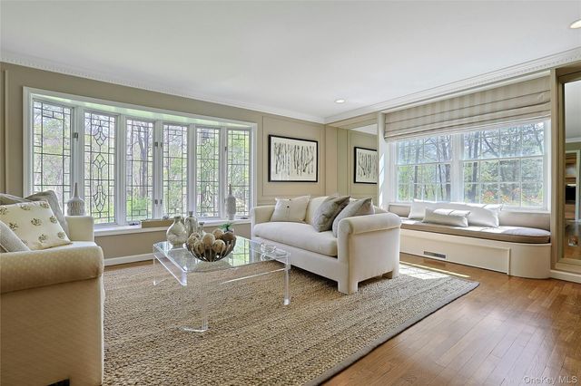 20 Cardinal Place, Mount Kisco, NY 10549