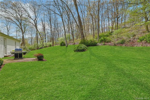 20 Cardinal Place, Mount Kisco, NY 10549