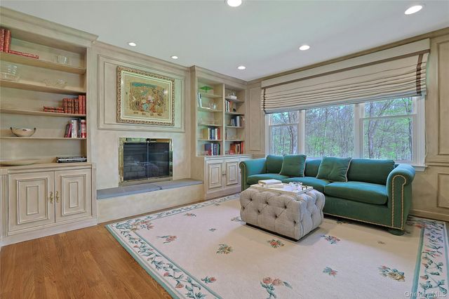 20 Cardinal Place, Mount Kisco, NY 10549