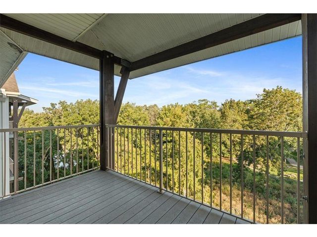 1900 Rush Lake Trail #416, Saint Paul, MN 55112