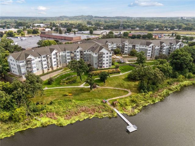 1900 Rush Lake Trail #416, Saint Paul, MN 55112