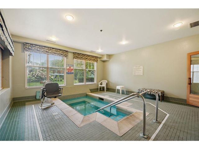 1900 Rush Lake Trail #416, Saint Paul, MN 55112